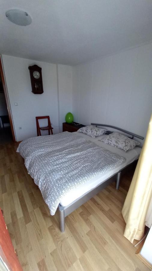 Draga - 2 Bedroom Apartment Tržič Zewnętrze zdjęcie