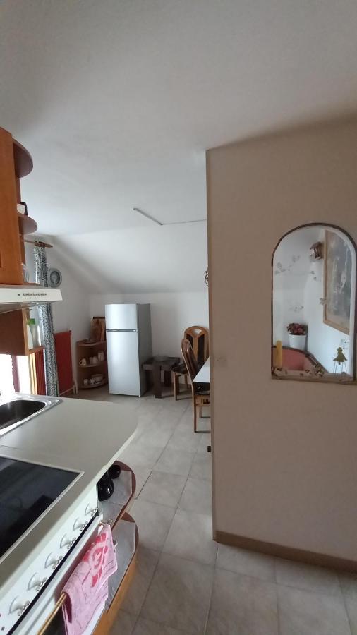 Draga - 2 Bedroom Apartment Tržič Zewnętrze zdjęcie